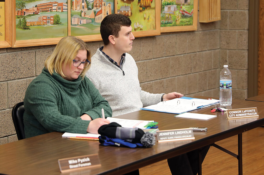 Wells OKs use of body-worn-cameras | News, Sports, Jobs - Faribault County Register - Vimarsana News